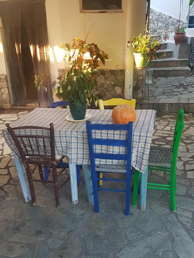 הוילה Arménoi Irini House מראה חיצוני תמונה
