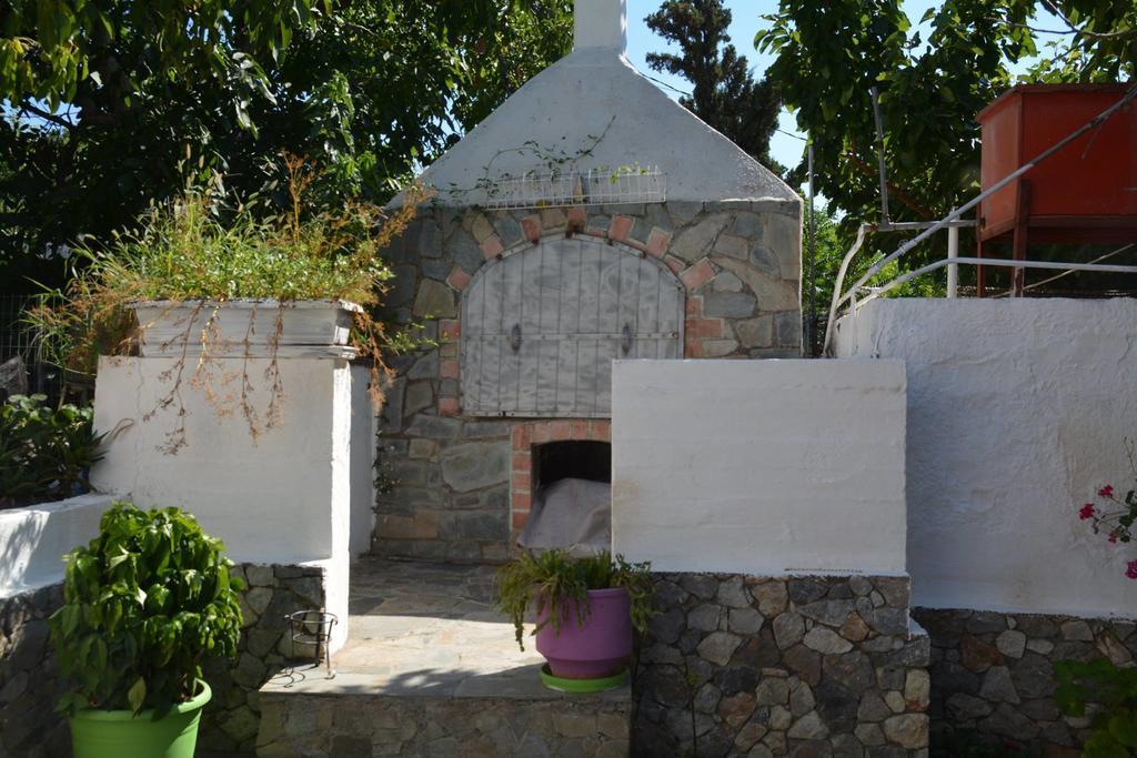 הוילה Arménoi Irini House מראה חיצוני תמונה